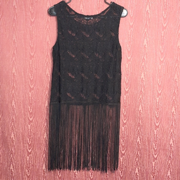 YOU ARE NOT ALONG BLACK KNIT FRINGES MESH - Picture 2 of 7